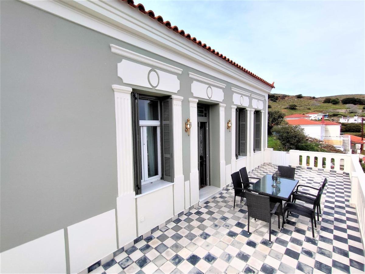 Spiti Sea View Neoclassical House In Stenies Exterior photo