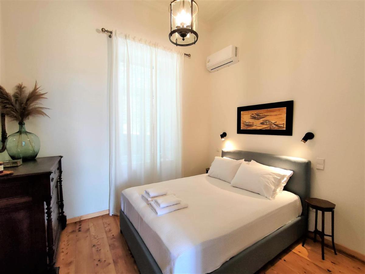 Spiti Sea View Neoclassical House In Stenies Exterior photo