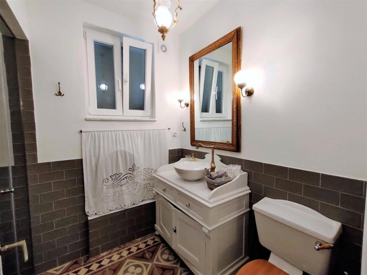 Spiti Sea View Neoclassical House In Stenies Exterior photo