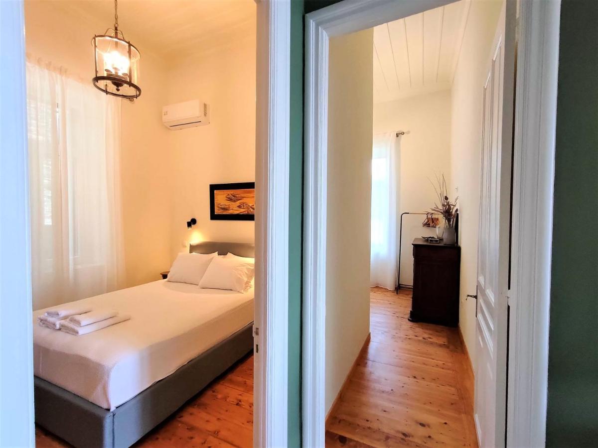 Spiti Sea View Neoclassical House In Stenies Exterior photo