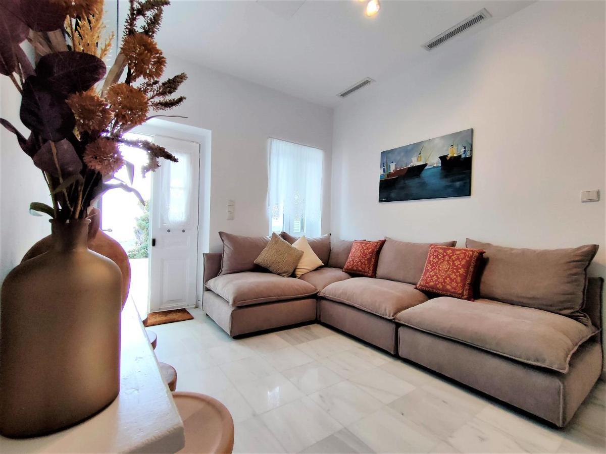 Spiti Sea View Neoclassical House In Stenies Exterior photo